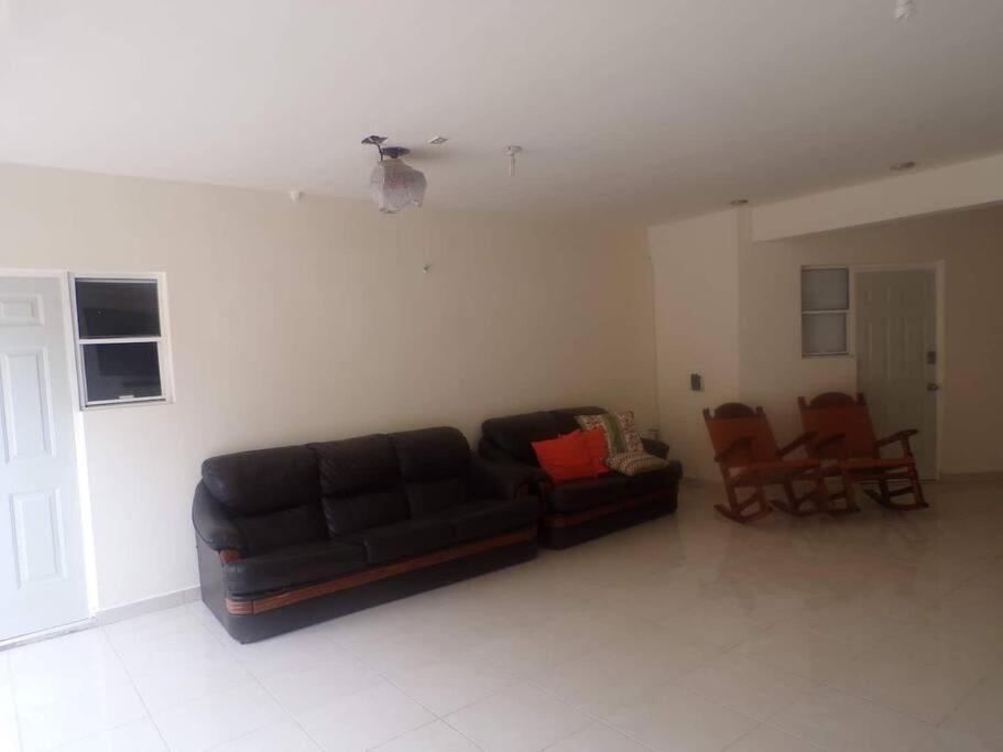 Departamento 22: Central Hub Near Key Destinations Hermosillo Exterior photo